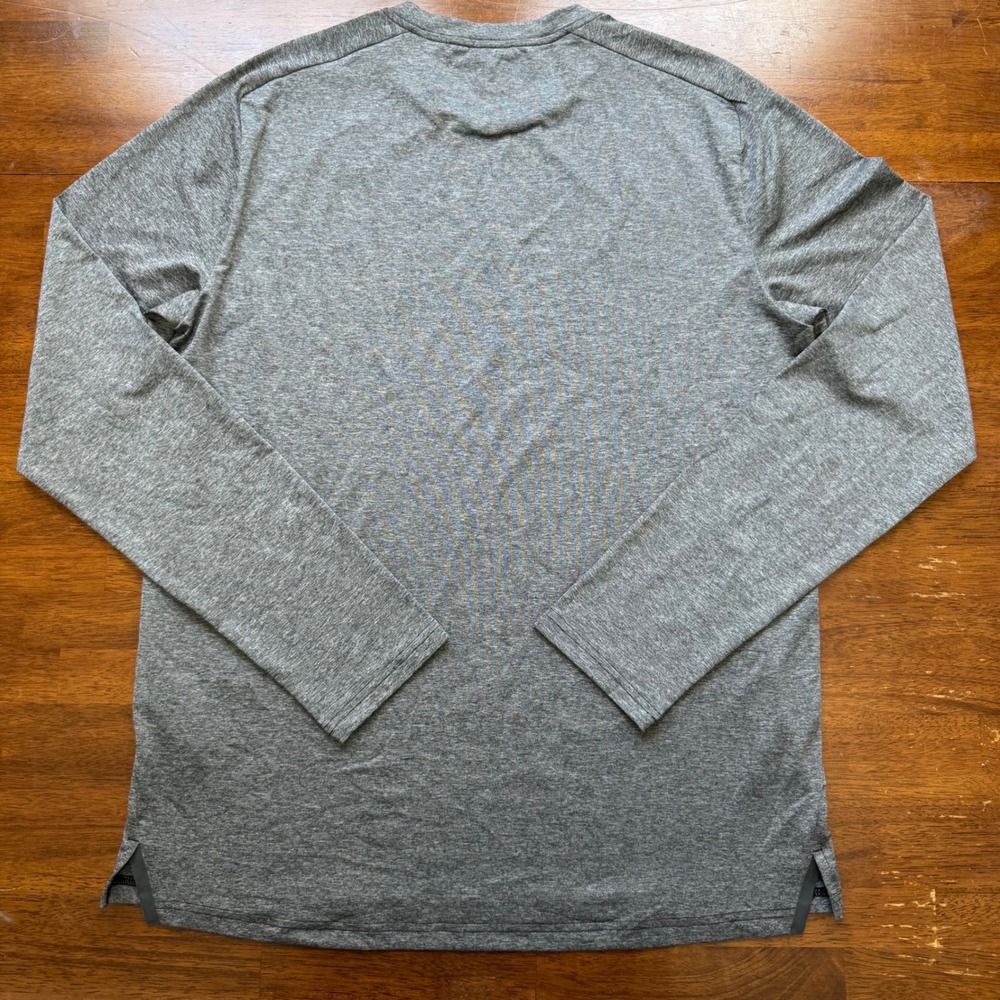 NWT Brady Brand Train LS Tee Mens M Ink Grey Long Sleeve Performance Shirt - Picture 14 of 16